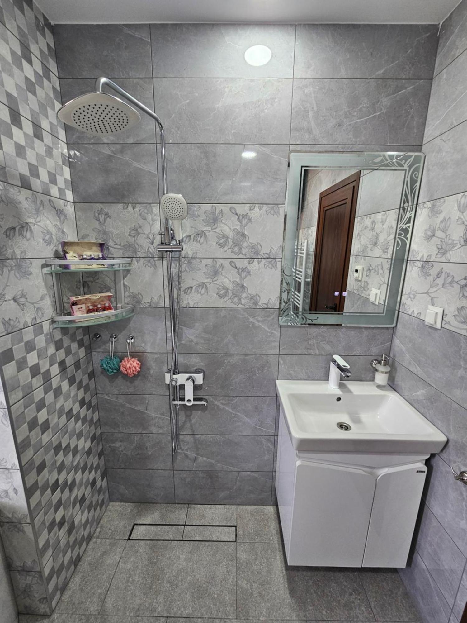 Апартамент Бела / Apartment Bela Радуил Екстериор снимка